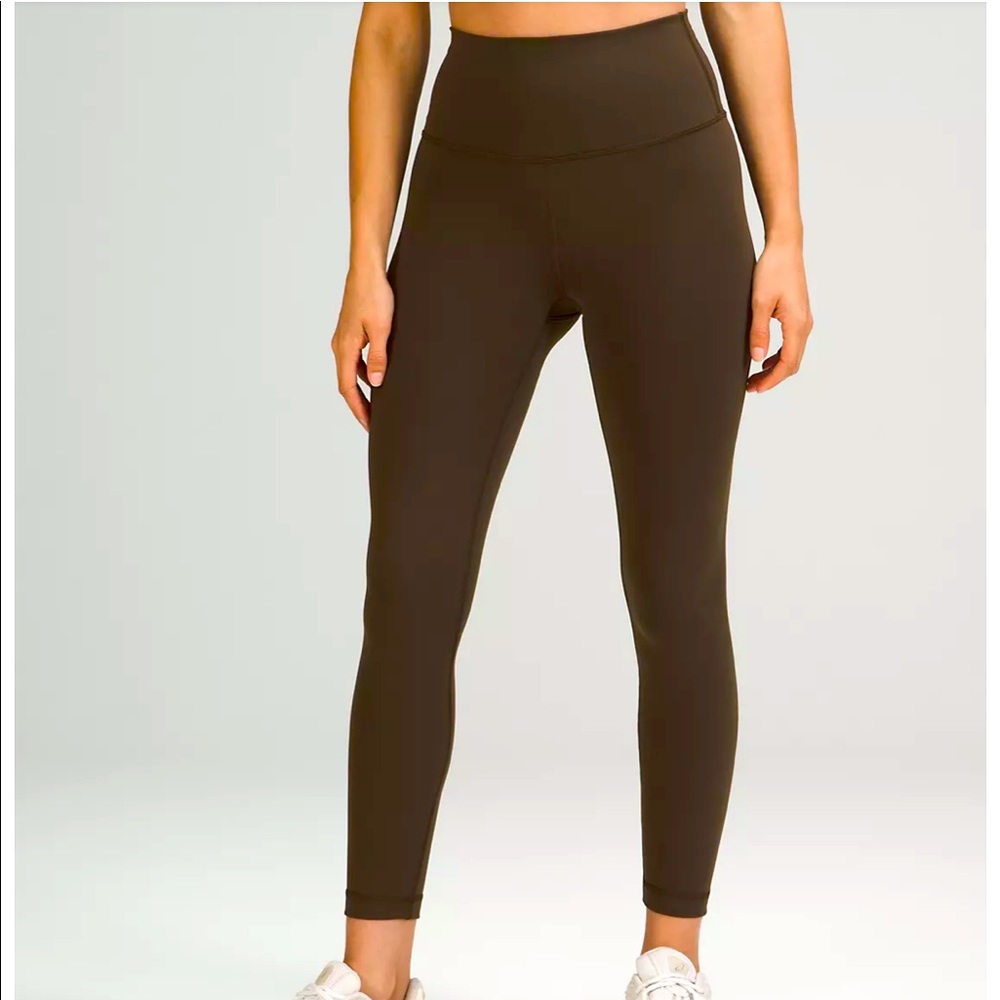 LIKE NEW - Lululemon Wunder Train High-Rise Tight 25" Size 4